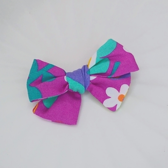 Dog Hair Bows - Set of 3 Bows for Pets - Picture 4 of 6